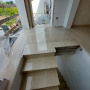 Scala in marmo
